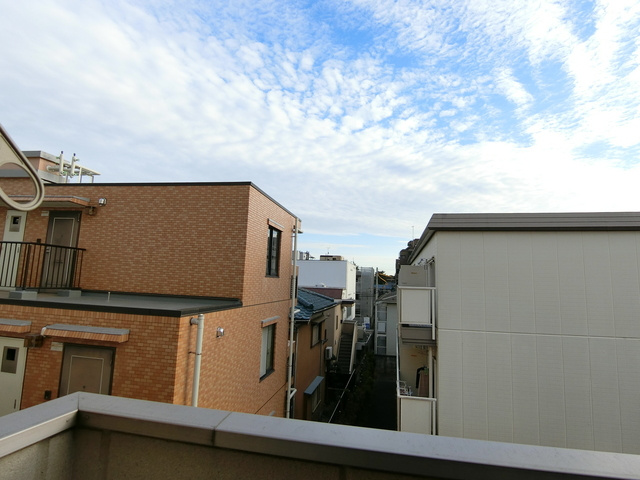 ＭＡＩＳＯＮ　ＣＨＡＲＩＴＥの展望