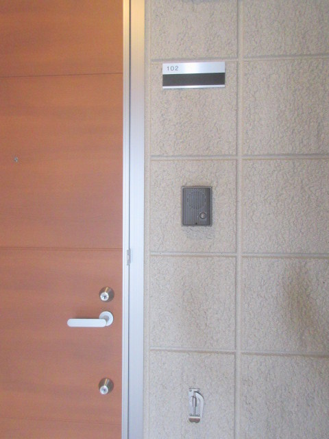 ＭＡＩＳＯＮ　ＣＨＡＲＩＴＥのその他共用部分|★各部屋玄関ドア横リードフック掛け★