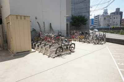 リブリ・シャルマンのエントランス|エントランスです