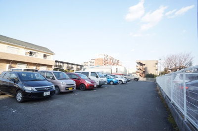 【駐車場】 | ルミエール戸田 | 12,000円/月　空きあります。