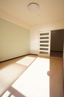 【洋室】 | ルミエール戸田 | ※退去前の為、過去の室内写真となります。状況によっては仕様変更の可能性もございます。