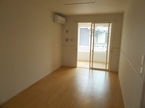 ｆｒｉｓｃｈｉ　Ｋ・Ｍの居間・リビング