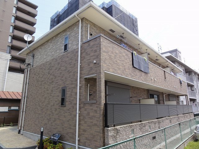 メガ・パラーシオ