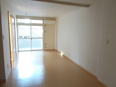 【内装】 | グリーンヒルズＢ | 明るい室内です