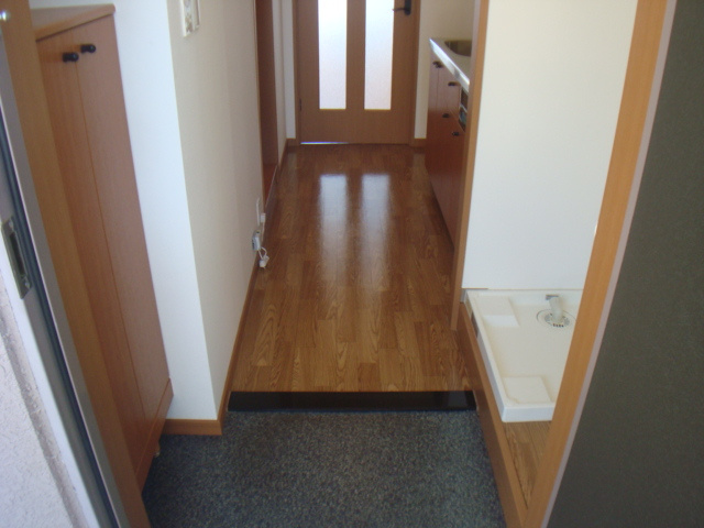 ブルーサンズ１号館の玄関|玄関