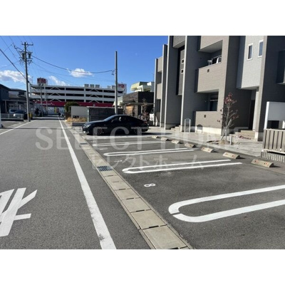 【駐車場】 | グランドレーヴ