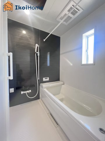 神戸市西区竜が岡第9　1号棟　新築戸建の浴室|【ホームページに現地動画掲載中】●年中無休：当日予約可●1坪タイプの広々したユニットバスになります。