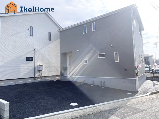 神戸市西区竜が岡第9　1号棟　新築戸建の外観|【ホームページに現地動画掲載中】●年中無休：当日予約可●ラスト1棟です！お見逃しなく！並列3台駐車！