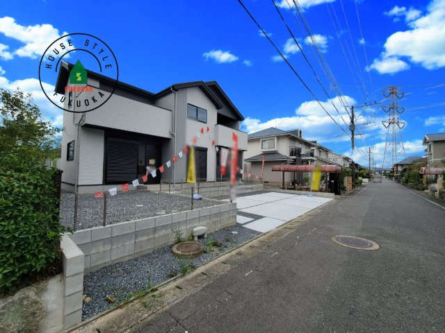 筑紫野市筑紫駅前通2丁目第1-1棟（1号棟）　の前面道路含む現地写真|見学の時間などお気軽にお問い合わせ下さい。