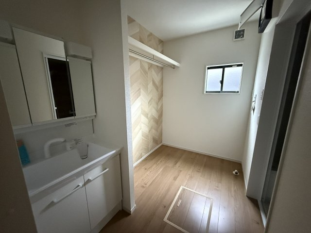 志摩師吉　3棟の洗面所