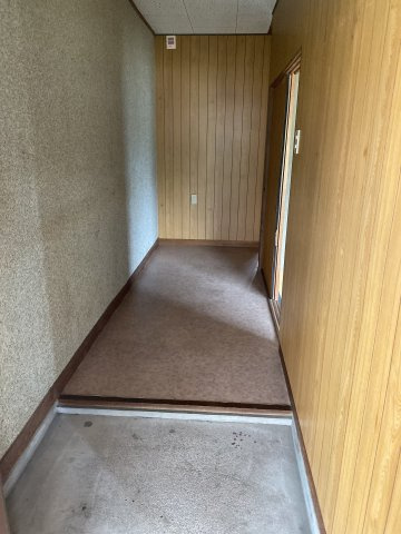 あかねハイツの玄関