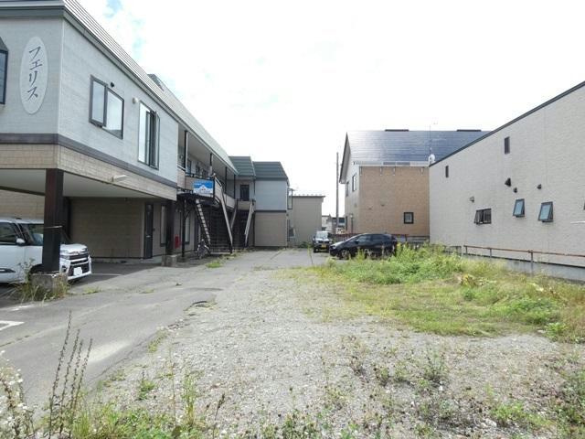 フェリスの駐車場