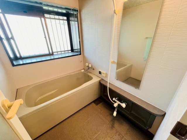 サン西山の浴室