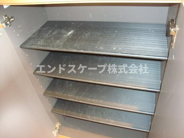 シャトー・カルムの収納|下駄箱
高崎、前橋のお部屋探しはエンドスケープまで！お客様の理想お聞かせ下さい♪