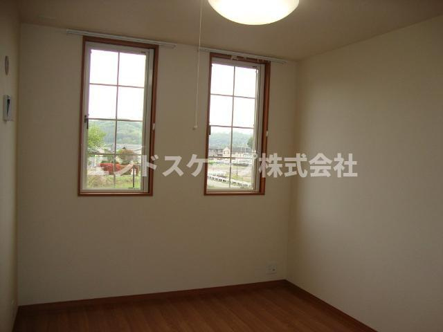 シャトー・カルムの内装|南洋室
高崎、前橋のお部屋探しはエンドスケープまで！お客様の理想お聞かせ下さい♪