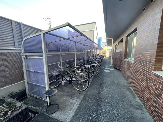 加古川市平岡町高畑の賃貸マンションのその他共用部分|駐輪場