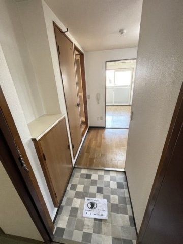 加古川市平岡町高畑の賃貸マンションの玄関|きれいな玄関です