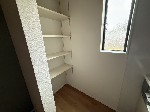 志摩師吉　3棟の収納|パントリー