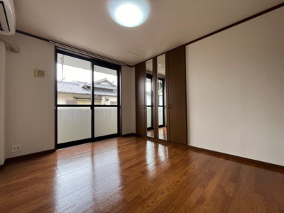 【内装】 | エクセレンスハイム王今 | 洋室2