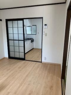 【洋室】 | パインヒル新宿 | ゆったりした洋室です