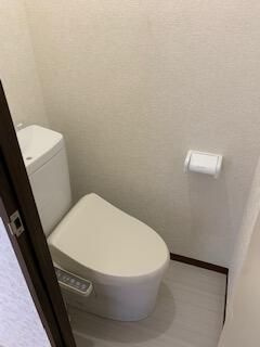 【トイレ】 | パインヒル新宿 | コンパクトで使いやすいトイレです