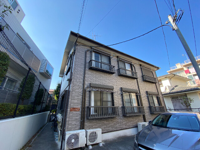 メゾン小山台の外観