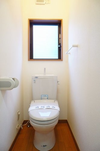 メゾン小山台のトイレ