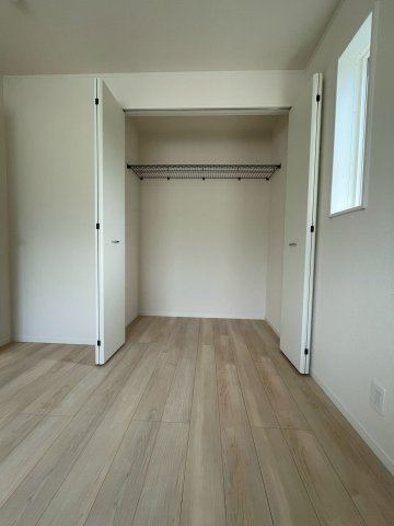 新築戸建　沼津市東椎路第6　全1棟　の洋室