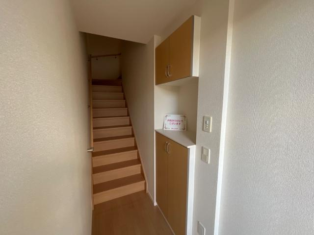 ユニヴァリィ・ハイの玄関|下駄箱