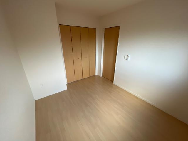 ユニヴァリィ・ハイの内装|北洋室