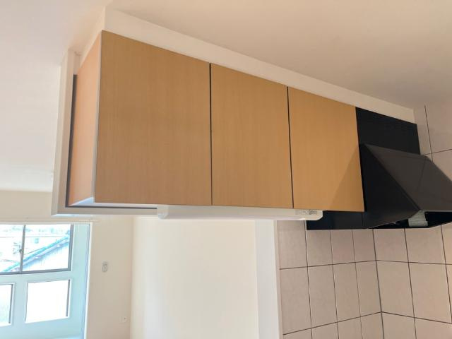 ユニヴァリィ・ハイのキッチン|吊り棚