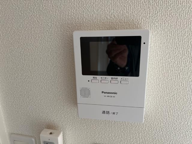 ユニヴァリィ・ハイのセキュリティ|モニター付インターホン