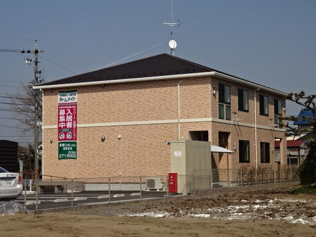 ユニヴァリィ・ハイの外観|外観写真（昼）