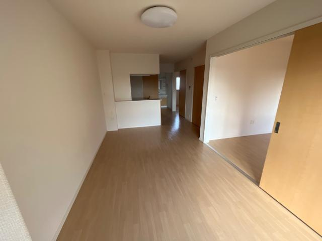 ユニヴァリィ・ハイの居間・リビング|リビング