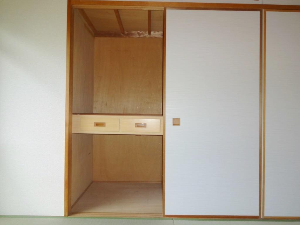 フォレストマンション武蔵浦和（キャニオンヴィラ高桑）の収納|小物を収納するのに便利です