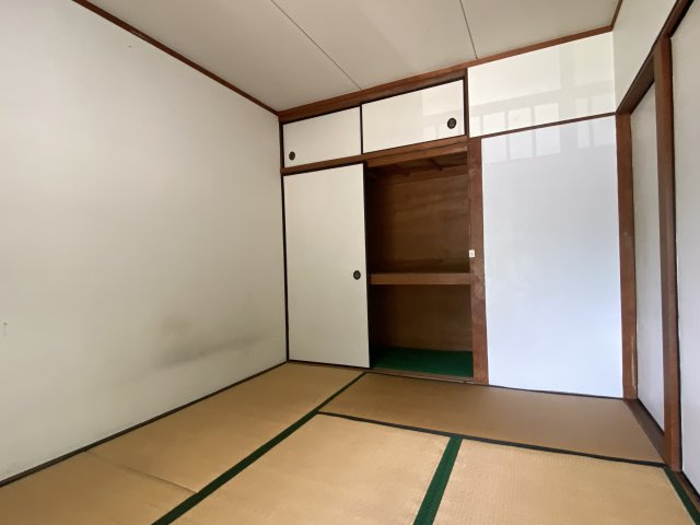 安冨マンションの和室