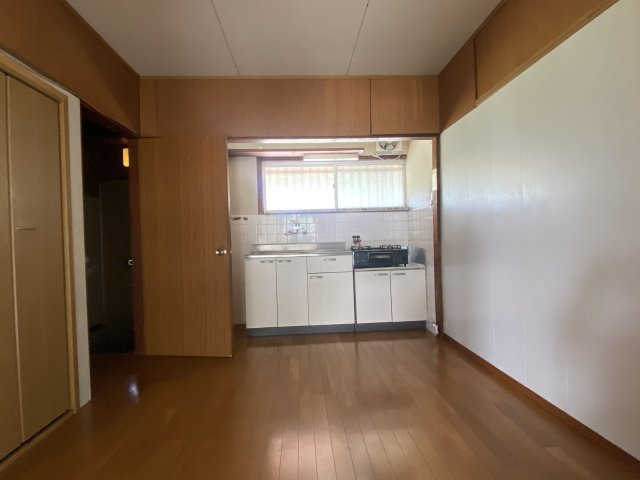 安冨マンションの居間・リビング