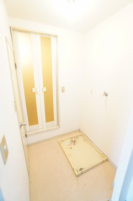 【洗面所】 | コーポみつわ台 | ※同物件・反転タイプの写真です。