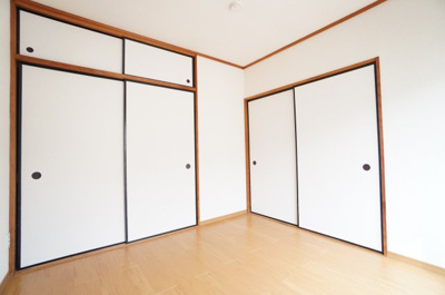 【寝室】 | コーポみつわ台 | ※同物件・反転タイプの写真です。