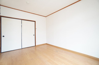 【洋室】 | コーポみつわ台 | ※同物件・反転タイプの写真です。