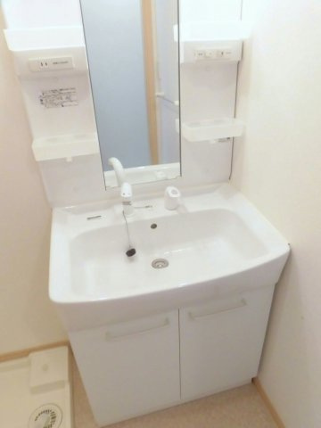 ロータスの洗面所