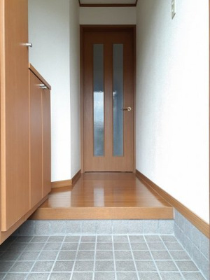 【玄関】 | アクア | 明るい玄関です