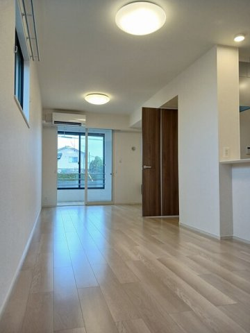 【居間・リビング】 | ハピネスデイ | リビングです