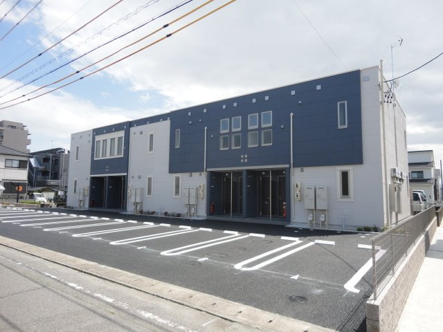 ソフィア　ツワミ