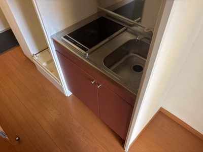 【キッチン】 | レオパレスサンガーデン | きれいなキッチンです