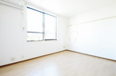 【居間・リビング】 | エステート南野 | 洋室のお部屋です。