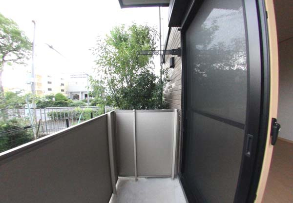 パレス向日葵のバルコニー|お洗濯にも便利なバルコニー付き