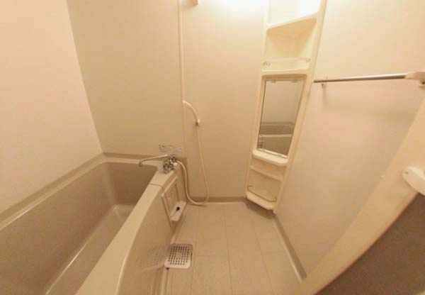 パレス向日葵の浴室|日々の疲れを癒すお風呂付です