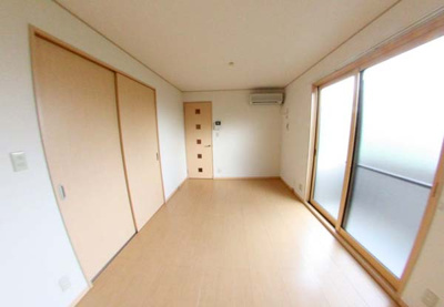 【内装】 | パレス向日葵 | ゆったり過ごせるリビングです