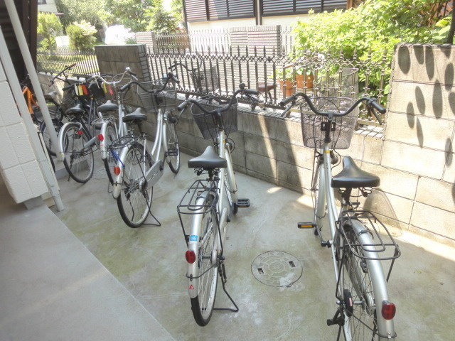 南荻窪メゾンのその他共用部分|★敷地内自転車駐輪場★